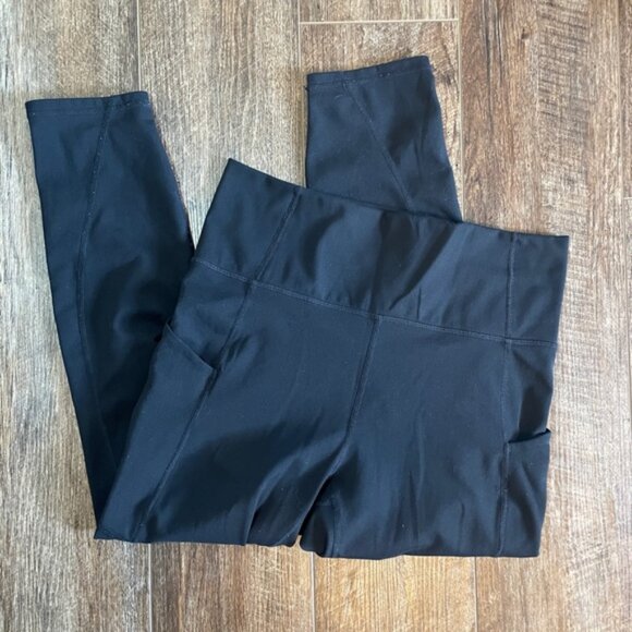 Fabletics Oasis High-Waisted Pocket Capri Medium - Picture 5 of 5